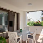 Apartment Maras Premium *