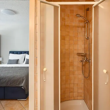 Maras Premium * Πόρετς