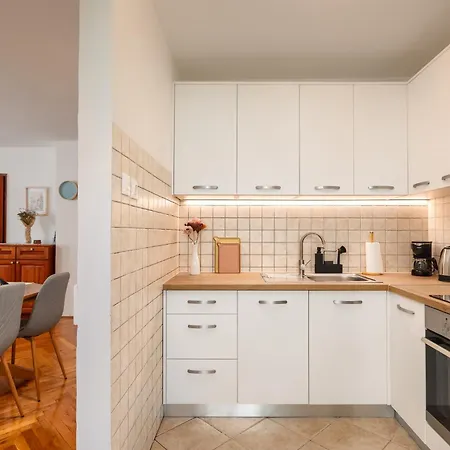 Maras Premium * Πόρετς